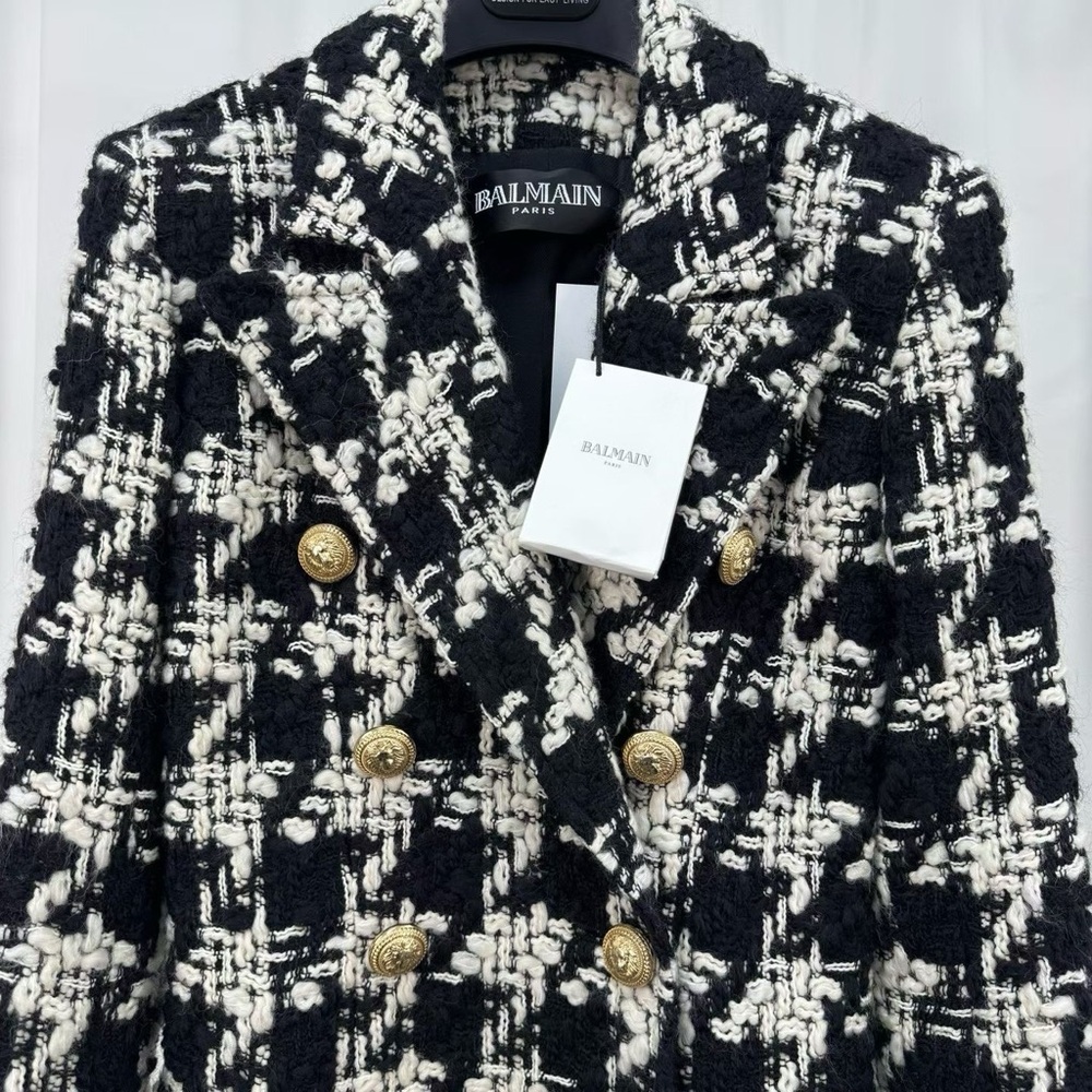 Authentic Balmain Monochrome Tweed Coat with Gold Buttons - Picture 3 of 6